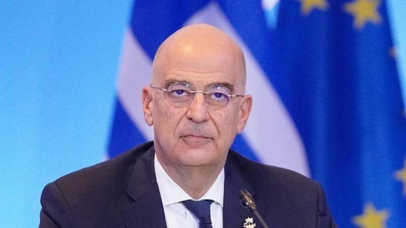 Δένδιας: &quot;Χρόνια πολλά στον ελληνικό στρατό και πεζικό για τον προστάτη τους Αγ. Γεώργιο&quot; (βίντεο)