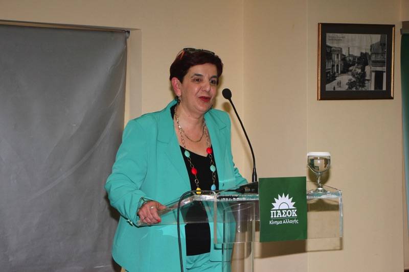 ΠΑΣΟΚ: Στόχους και προτεραιότητες παρουσίασε η Πιέρρου στην κεντρική της ομιλία
