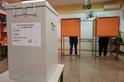 Βουλευτικές εκλογές στην Κύπρο: Αυξημένη η προσέλευση των πολιτών στις κάλπες (βίντεο)