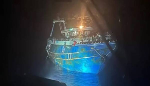 Ναυάγιο στην Πύλο: Νέα φωτογραφία ντοκουμέντο από το ασφυκτικά γεμάτο σκάφος