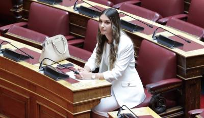 Παραιτήθηκε από τους “Δημοκράτες” η Μυρτώ Κοροβέση