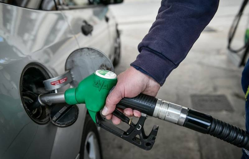 Fuel Pass: Ξεκινούν Μεγάλη Δευτέρα οι αιτήσεις (Βίντεο)