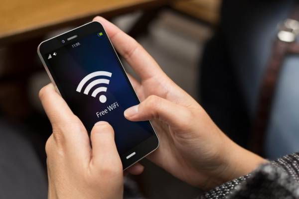 Δωρεάν Wi-Fi σε 8.000 δήμους της ΕΕ μέχρι έως το 2020