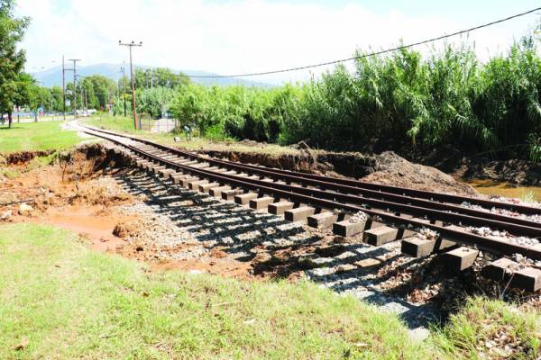 Στον αέρα η σιδηροδρομική γραμμή στη Μεσσήνη