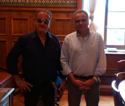 Η Ενωση Λειτουργών Γραφείων Κηδειών στον Σκουρλέτη