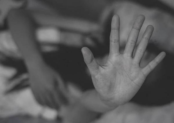 Ο πρόεδρος αποπέμπει τον υπουργό Εσωτερικών έπειτα από γυναικοκτονία που προκάλεσε τεράστιο σκάνδαλο