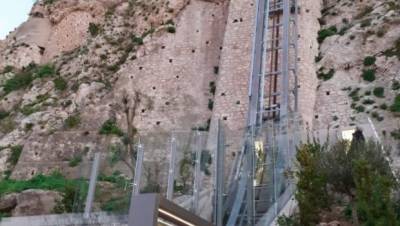 Μονεμβασιά-τελεφερίκ: Το έργο δεν μπορεί να συνεχιστεί χωρίς οικοδομική άδεια