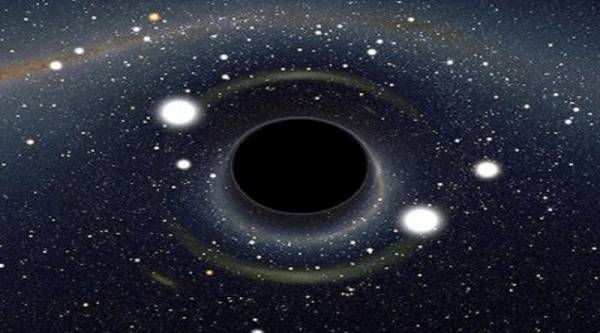 Ανακαλύφθηκε μια τεράστια μαύρη τρύπα με μάζα πάνω από επτά δισεκατομμύρια ήλιους!