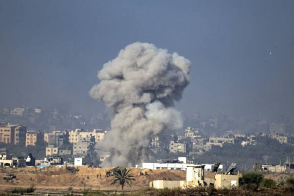Στην «καρδιά» της πόλης της Γάζας τα στρατεύματα – Εντείνονται οι χερσαίες μάχες και οι βομβαρδισμοί (βίντεο)