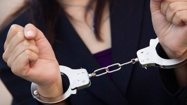 Σύλληψη 46χρονης στην Καλαμάτα για κλοπή