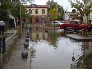 Βροχές και πλημμύρες