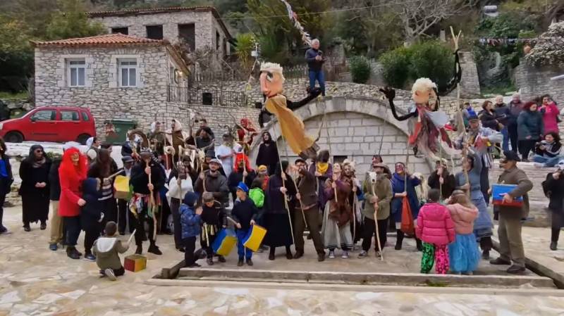 Εντυπωσιακό το φετινό "αντι-καρναβάλι" στο Ρίπεσι (βίντεο)