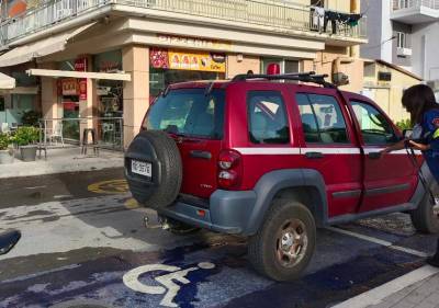 Καλαμάτα: Φωτιά σε ξενοδοχείο της Ναυαρίνου