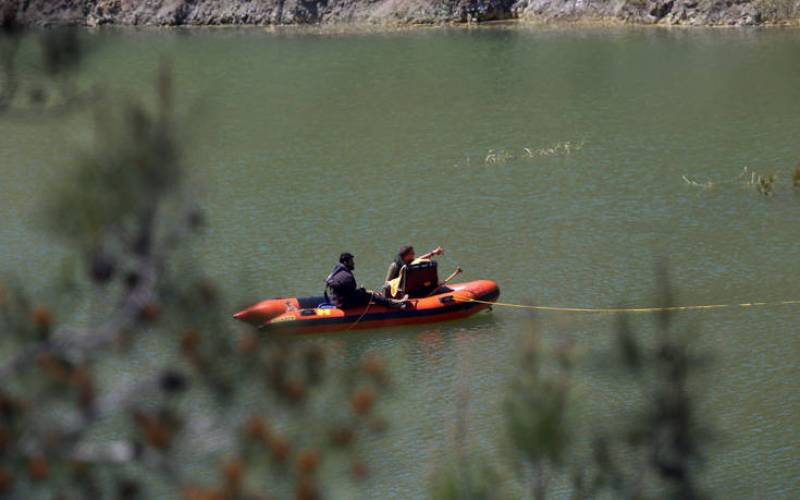 Serial killer Κύπρου: Aνασύρθηκε η πρώτη βαλίτσα από την Κόκκινη Λίμνη