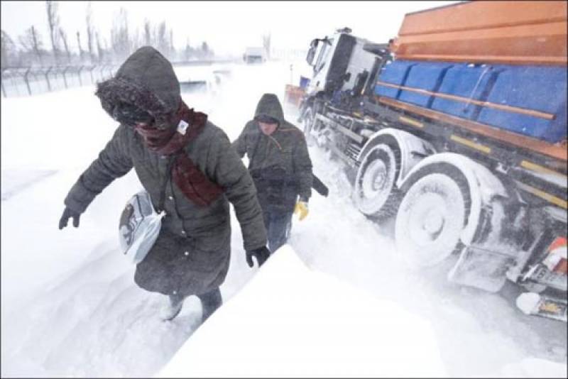 Σφοδρή χιονόπτωση πλήττει τη Ρουμανία