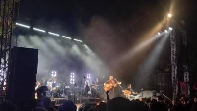 Συναυλία στο Χανδρινού: Μάγεψαν το κοινό Μάλαμας - Καραπατάκη (βίντεο)