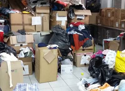 Συγκεντρώνουν είδη πρώτης ανάγκης για τους πρόσφυγες