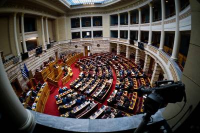 Κατατέθηκε το νομοσχέδιο για τον περιορισμό της φοροδιαφυγής