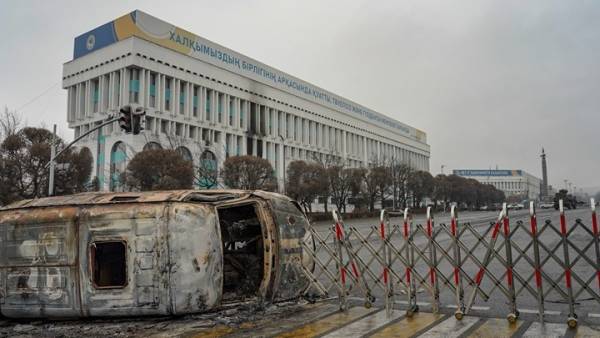 Ταραχές στο Καζακστάν: Αποκαταστάθηκε η πρόσβαση στο Διαδίκτυο στην Αλμάτι (βίντεο)
