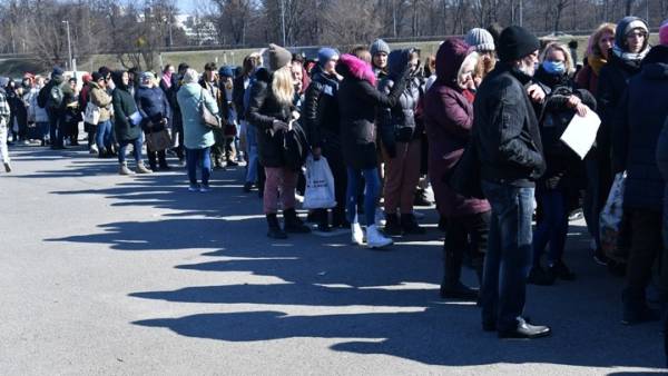 ΟΗΕ: Πάνω από 5,5 εκατομμύρια Ουκρανοί εγκατέλειψαν τις εστίες τους