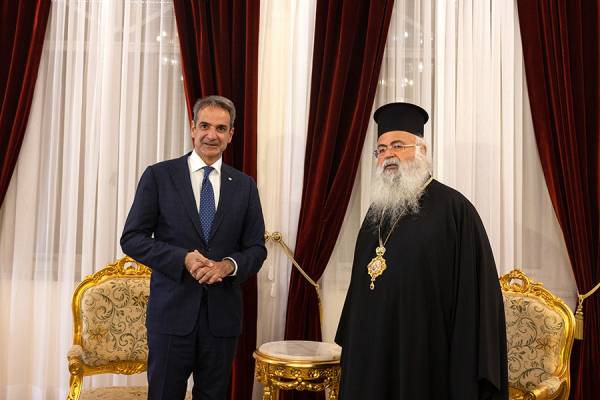 Κύπρος: Συνάντηση Κ. Μητσοτάκη με τον Αρχιεπίσκοπο Γεώργιο