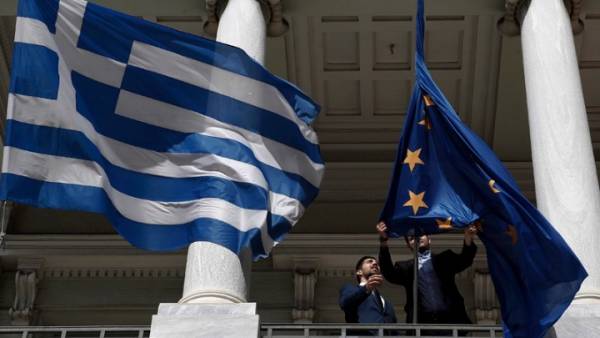 Κομισιόν: Η Ελλάδα έχει κάνει τα απαραίτητα βήματα για την εκπλήρωση των δεσμεύσεων της