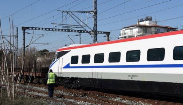 Ρυθμιστική Αρχή Σιδηροδρόμων: Αυτεπάγγελτη έρευνα μετά την ταλαιπωρία εκατοντάδων επιβατών (βίντεο)