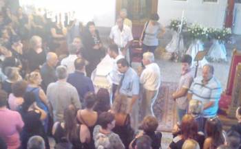 &quot;Υστατο χαίρε&quot; στην άτυχη Καλαματιανή φοιτήτρια, που πνίγηκε στο λιμάνι της Πάτρας