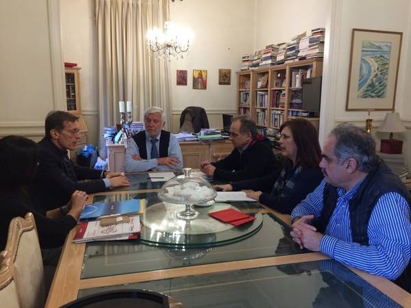 Συνεργασία με ΔΕΘ για εκθέσεις στην Πελοπόννησο