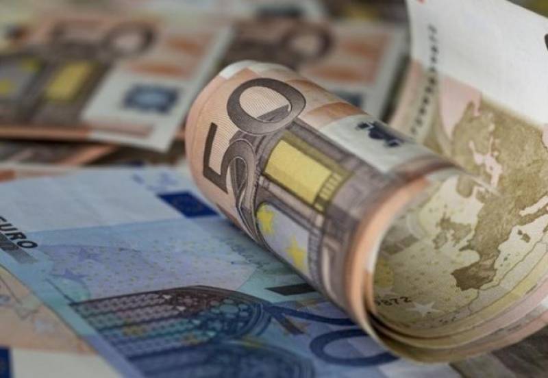 Καταβάλλεται το «μπόνους» των 300 ευρώ σε 10.290 μακροχρόνια ανέργους