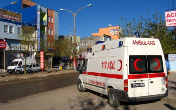 Βομβιστική επίθεση σε λεωφορείο στην Τουρκία
