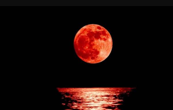 Ματωμένο φεγγάρι: Τη νύχτα της Κυριακής η ολική έκλειψης Σελήνης