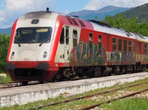 Σημαντικό βήμα χθες σε σύσκεψη στο υπουργείο Υποδομών - Το τρένο μπαίνει στις ράγες της Πελοποννήσου
