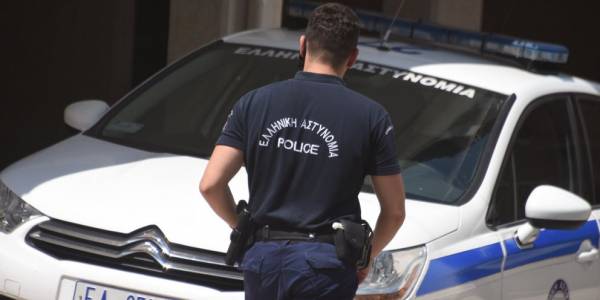 Θεσσαλονίκη: Σύλληψη τεσσάρων ατόμων για εκκρεμείς καταδικαστικές αποφάσεις