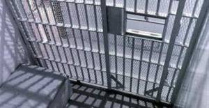 Αποφυλακίζονται οι φύλακες που κατηγορούνται για τη δολοφονία Καρέλι