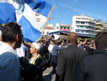 Φωτογραφίες από τα επεισόδια που έλαβαν χώρα στην παρέλαση της 28ης Οκτωβρίου