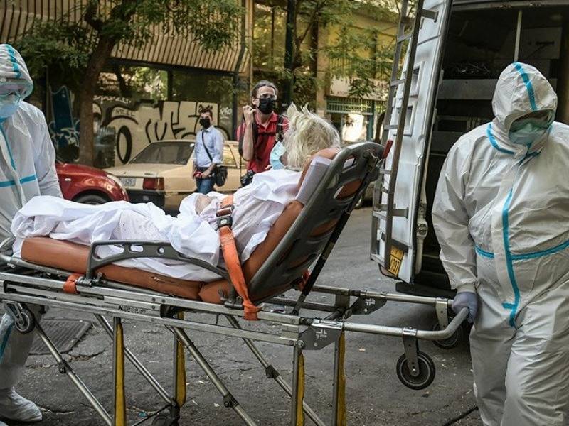 Διακομίστηκαν σε Νοσοκομεία πέντε ηλικιωμένοι από οίκο ευγηρίας της Γλυφάδας, όπου εντοπίστηκαν δέκα κρούσματα