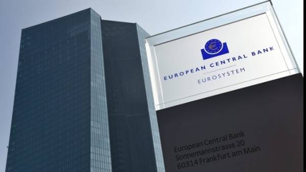 Η ΕΚΤ ανακοίνωσε την παροχή των πρώτων δανείων με τους νέους ευνοϊκότερους όρους