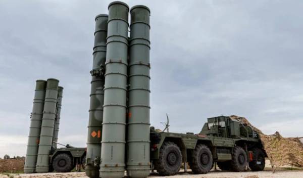 Βρετανία: Εξετάζει την προσφορά αντιαεροπορικών πυραύλων στην Ουκρανία
