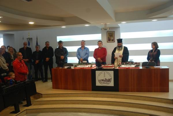 Εκοψαν πίτα οι εργαζόμενοι στο Δήμο Μεσσήνης