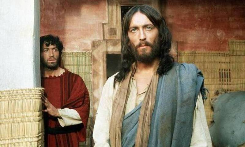 «Ο Ιησούς από τη Ναζαρέτ» - Πώς είναι σήμερα οι πρωταγωνιστές της γνωστής τηλεταινίας (φωτο)