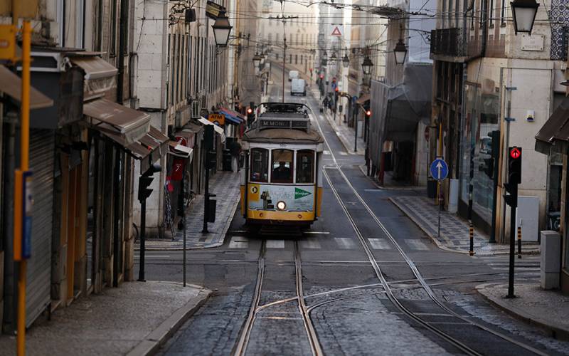 Η Πορτογαλία επιβάλλει εκ νέου lockdown στο μεγαλύτερο μέρος της χώρας