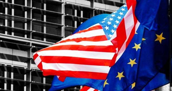 Πληθωρισμός: Πώς επηρεάζει την οικονομική πολιτική στην ευρωζώνη και τις ΗΠΑ