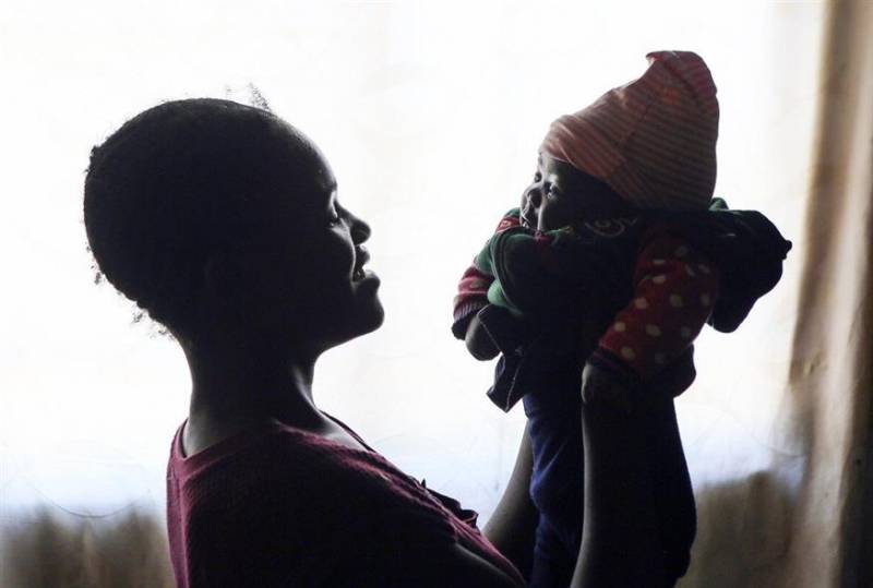 Κορονοϊός - Αφρική: Εκτοξεύθηκαν τα ποσοστά ανήλικων κοριτσιών που εγκαταλείπουν το σχολείο λόγω εγκυμοσύνης