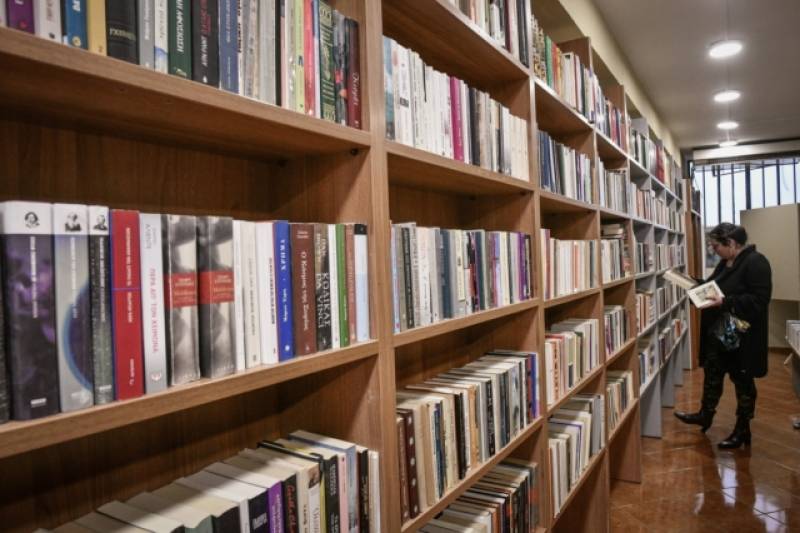 Εκλεψαν 8.000 βιβλία από το βιβλιοπωλείο των αστέγων στην Αθήνα