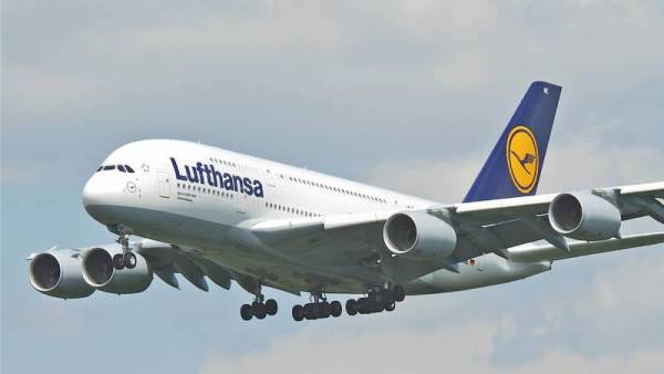 Αναγκαστική προσγείωση αεροπλάνου της Lufthansa στο αεροδρόμιο της Ρόδου - Καλά στην υγεία τους όλοι οι επιβαίνοντες