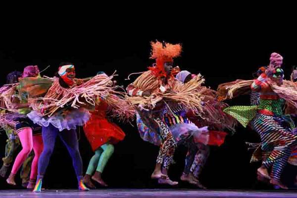 Με sold out παραστάσεις ολοκληρώθηκε το 27ο Διεθνές Φεστιβάλ Χορού Καλαμάτας