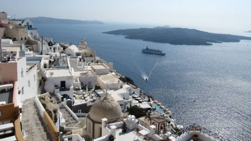 Ελεγχόμενη εισροή υδάτων στο επιβατηγό οχηματαγωγό καταμαράν &quot;Power jet&quot;