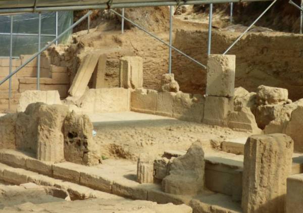 Στο αρχαίο θέατρο οι ανασκαφές στη Θουρία