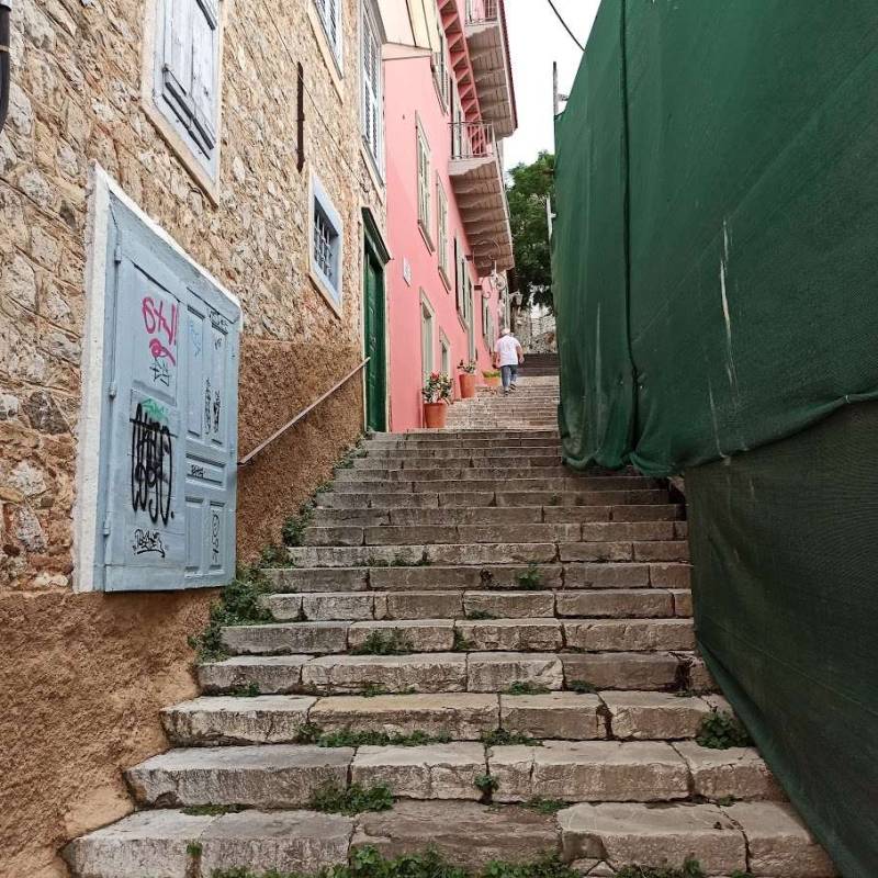 Η Πελοπόννησος παραμένει φτωχή